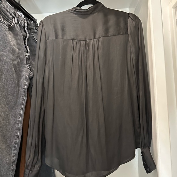 Paige blouse size Small - Picture 3 of 3